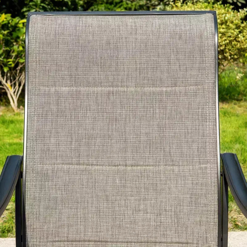 Ensemble repas de patio 7 pièces en métal avec table rectangulaire en métal de 152 x 94 cm et chaises pivotantes rembourrées - Captiva Designs