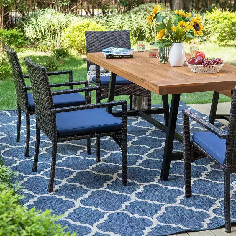 Ensemble de salle à manger 6 pièces pour patio : table en bois d'acacia, banc, 4 fauteuils en rotin – Captiva Designs