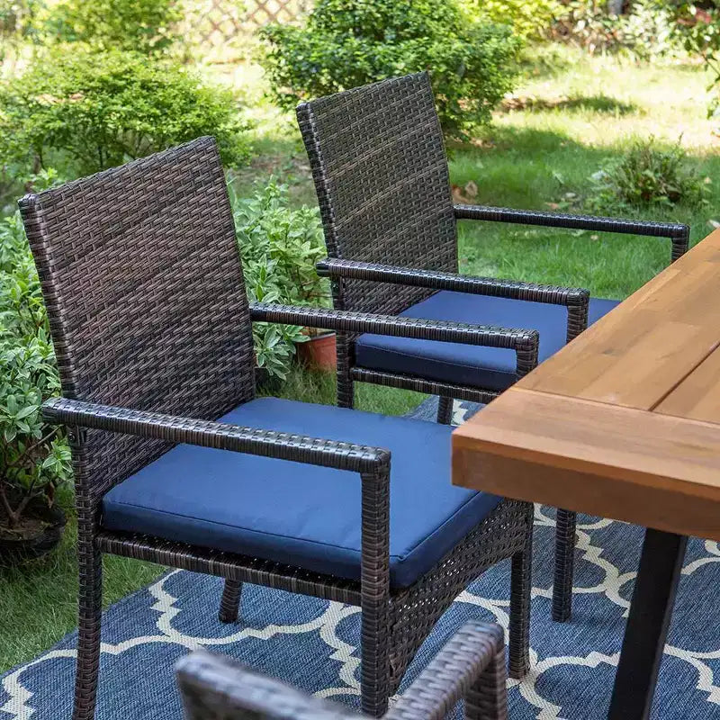 Ensemble de salle à manger 6 pièces pour patio : table en bois d'acacia, banc, 4 fauteuils en rotin – Captiva Designs