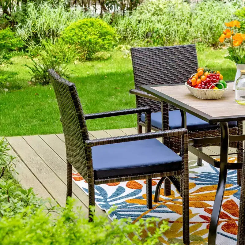 Ensemble de salle à manger de patio 5 pièces avec table et chaises carrées en acacia de 36 po - Captiva Designs