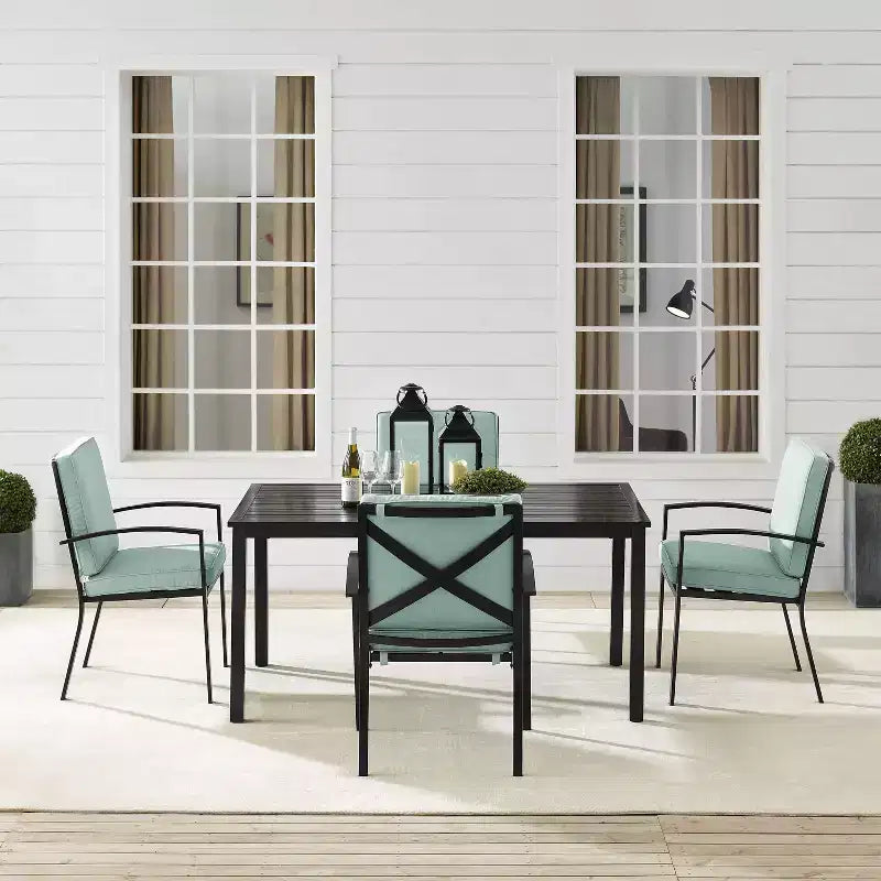 Ensemble de salle à manger d'extérieur 5 pièces Kaplan avec fauteuils Mist/Bronze huilé – Crosley : Cadre en acier, résistant aux UV, 4 places