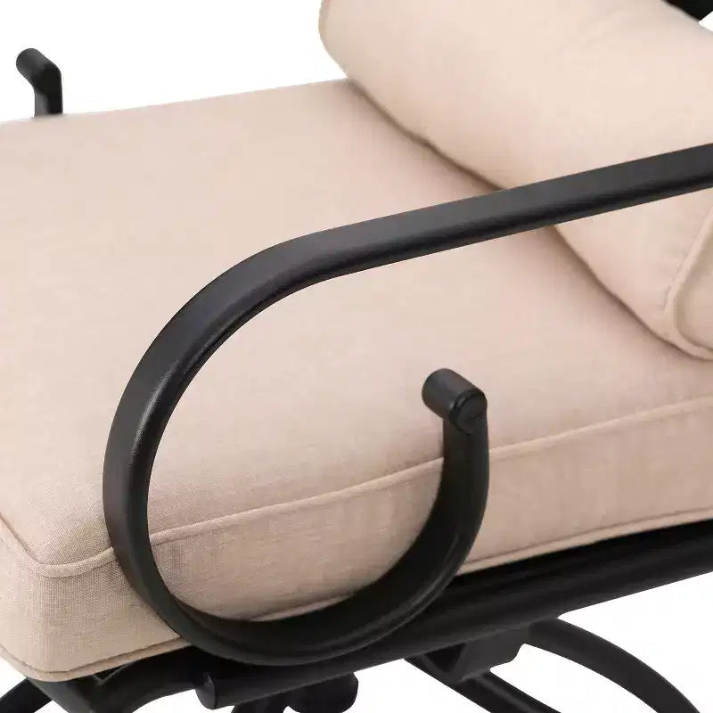 Ensemble de salle à manger d'extérieur 5 pièces avec chaises pivotantes avec coussins d'assise et de dossier épais et plateau de table carré en faux bois avec trou pour parasol - Captiva Designs
