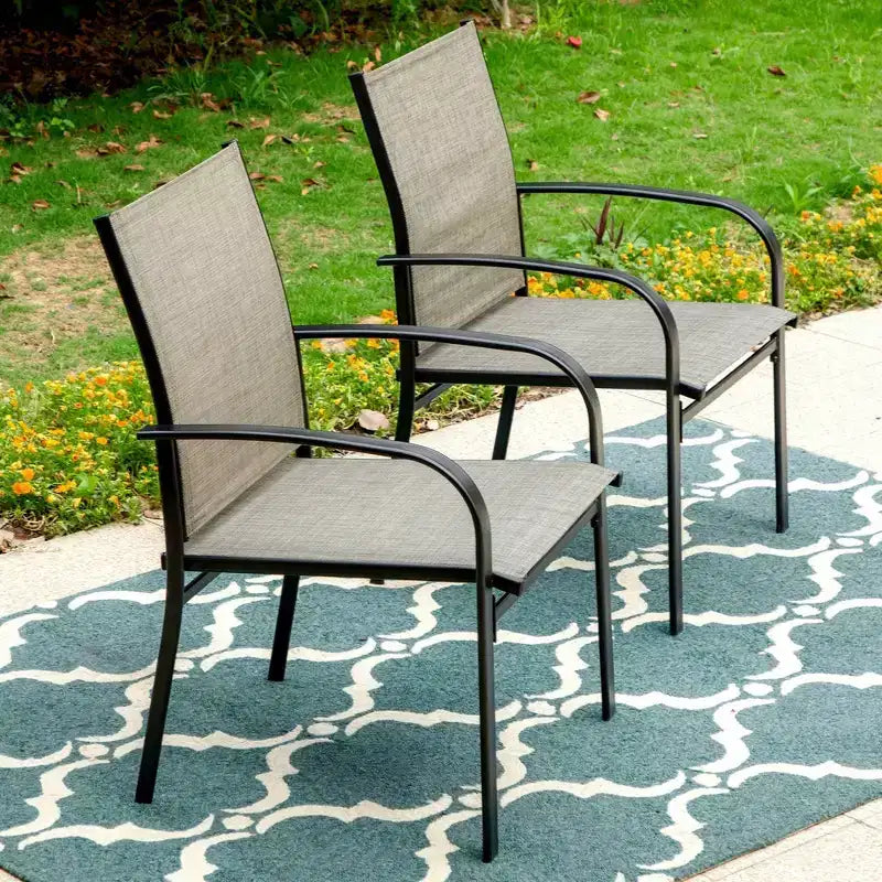 Ensemble de salle à manger d'extérieur 7 pièces Captiva Designs, table en faux bois et acier avec trou pour parasol et chaises à bras en textilène