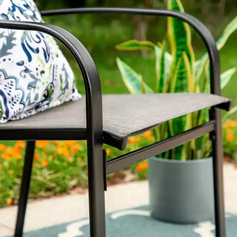 Ensemble de repas de patio 5 pièces avec table ronde et chaises à bras en textilène - Captiva Designs : Résistant aux intempéries, cadre en acier