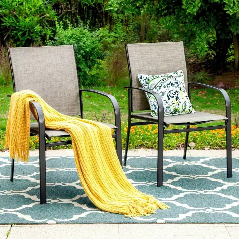 Ensemble de repas de patio 5 pièces avec table ronde et chaises à bras en textilène - Captiva Designs : Résistant aux intempéries, cadre en acier