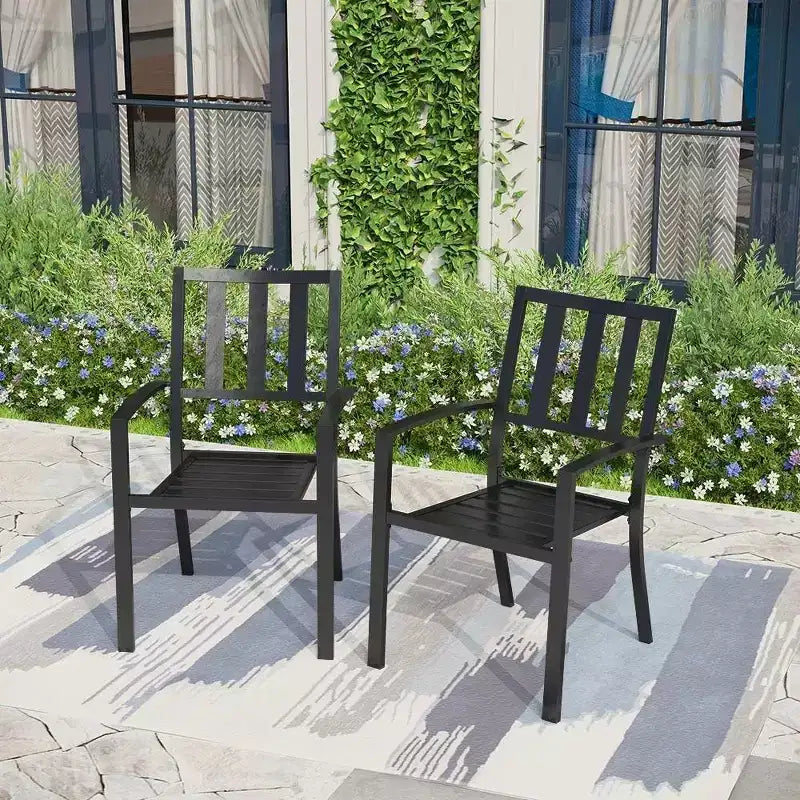 Ensemble de salle à manger 5 pièces pour terrasse avec table ronde et chaises à accoudoirs en acier à dossier rayé - Noir - Captiva Designs : Résistant aux intempéries, Non-extensible