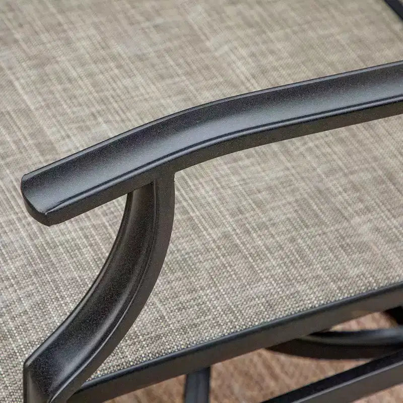 Ensemble de salle à manger 7 pièces pour patio avec table rectangulaire avec trou pour parasol de 4 cm et fauteuils rembourrés pivotants à 360° - Captiva Designs