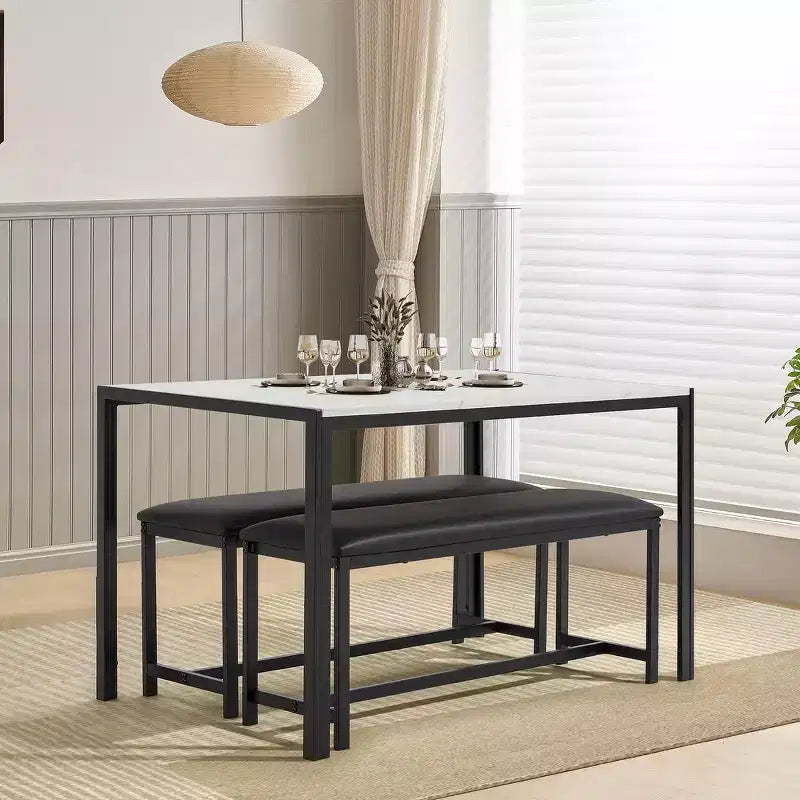Ensemble de table à manger EROMMY peu encombrant, comprenant une table élégante en faux marbre ou grain de bois avec des chaises modernes