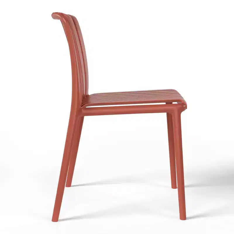 Ensemble de salle à manger extérieur 5 pièces WestinTrends Playa avec table en métal et chaises de patio empilables en résine