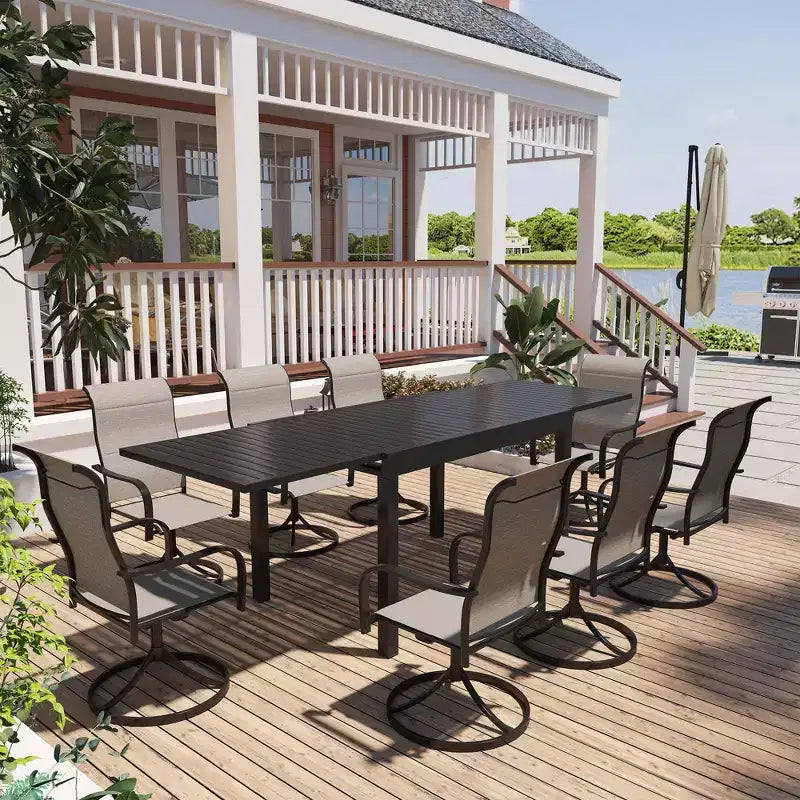 Ensemble de salle à manger d'extérieur Mondawe 9 pièces, avec 1 table rectangulaire extensible et 8 chaises de patio pivotantes à 360 degrés