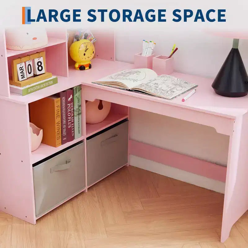 Ensemble table et chaises d'angle pour enfants, bureau d'étude pour enfants en forme de L, avec tableau d'affichage, bibliothèque ouverte, armoire de rangement et tiroir en tissu.