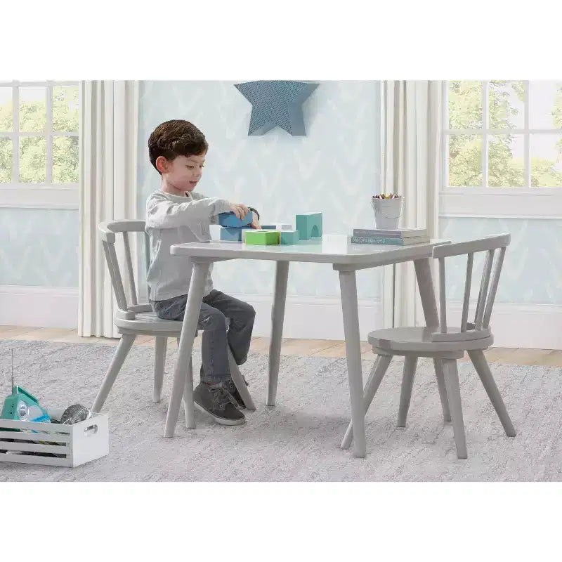 Ensemble table et chaises pour enfants Delta Children Windsor
