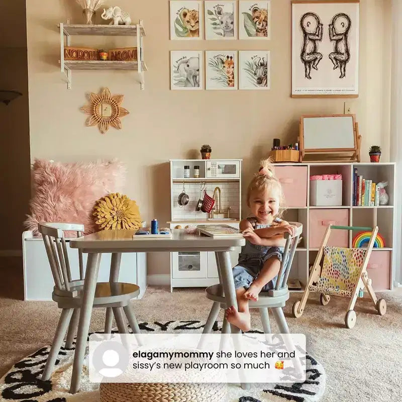 Ensemble table et chaises pour enfants Delta Children Windsor