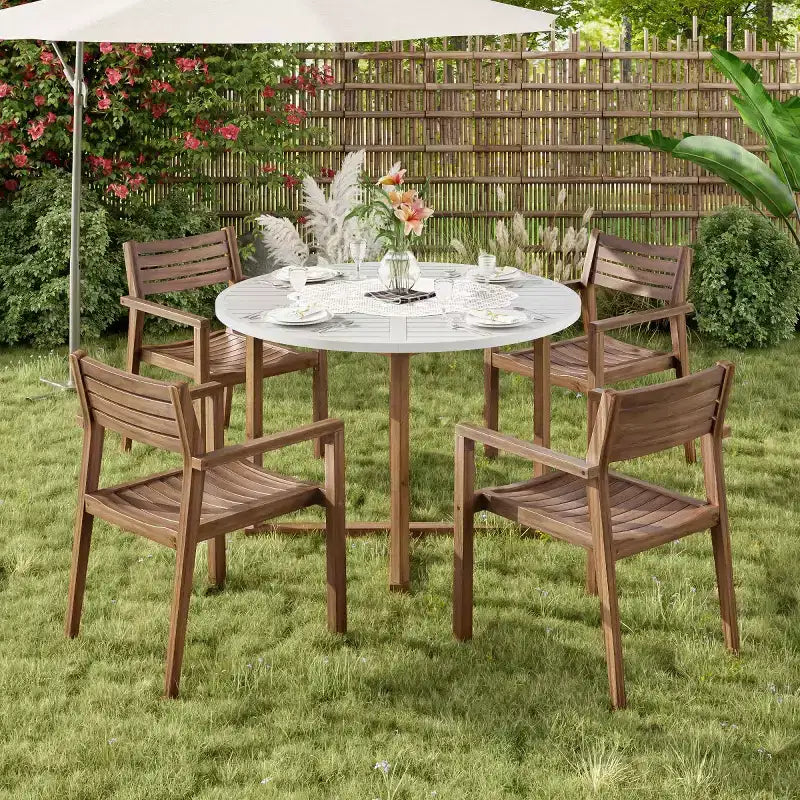 Ensemble de salle à manger d'extérieur 5 pièces en bois d'acacia pour 4, table ronde à lattes et 4 chaises, mobilier de jardin pour terrasse, bord de piscine - Panipeachy