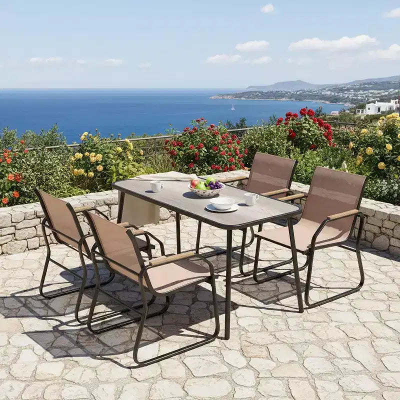 Ensemble de salle à manger de patio 5 pièces Gymax avec accoudoirs aspect bois, cadre en métal durable et plateau DPC