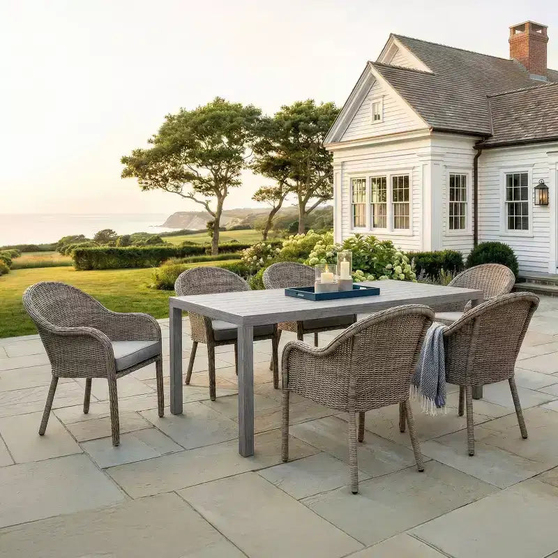 Table de patio Martha Stewart tout temps en aluminium 62 po avec 6 chaises empilables en osier tressé - Gris
