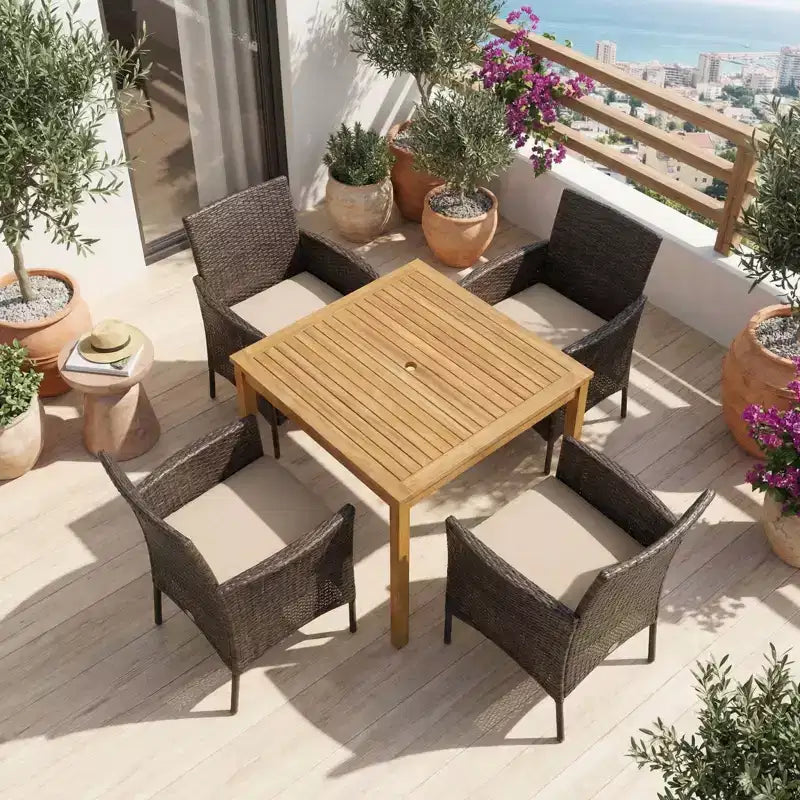 Gymax Ensemble de salle à manger extérieur 5 pièces avec table en bois d'acacia Chaises rembourrées Trou de parasol de 1,9 po pour jardin