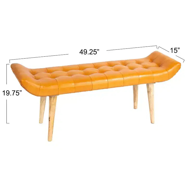 Banc en cuir de chèvre Tobacco : Cadre en bois de manguier, repose-pieds rectangulaire rembourré, assemblage par un adulte