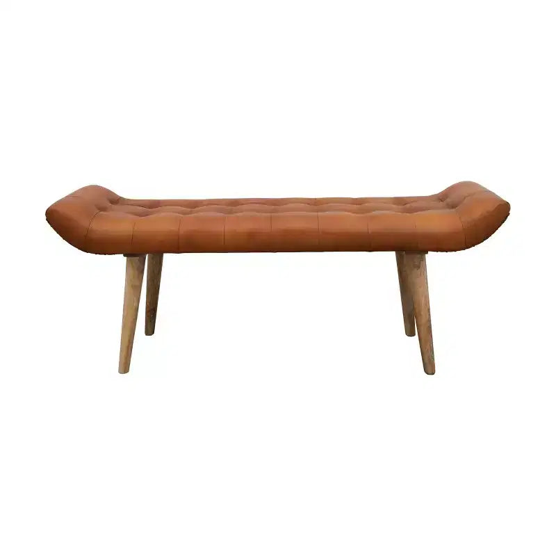 Banc en cuir de chèvre Tobacco : Cadre en bois de manguier, repose-pieds rectangulaire rembourré, assemblage par un adulte
