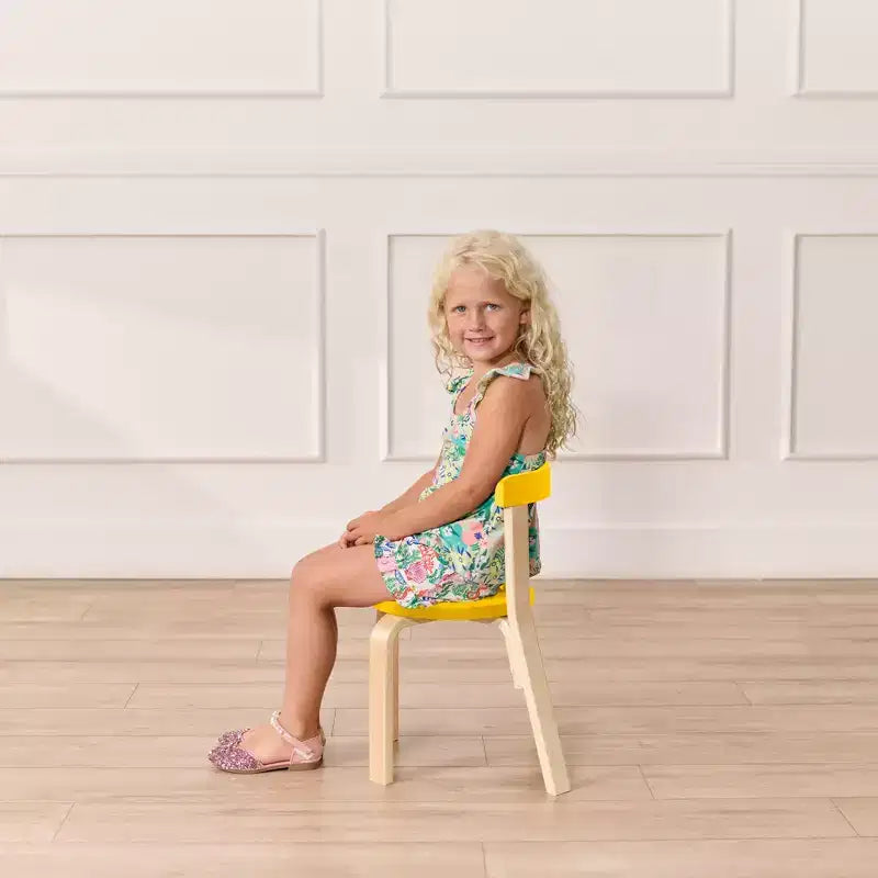 Ensemble de 5 meubles pour enfants ECR4Kids, table en bois courbé et chaises à dossier incurvé