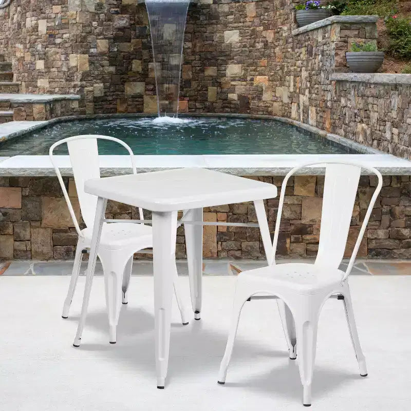 Ensemble de table carrée en métal de qualité commerciale Flash Furniture 23,75 po avec 2 chaises empilables pour l'intérieur et l'extérieur