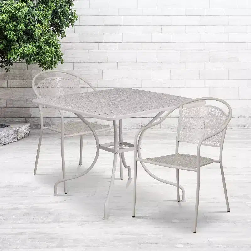 Ensemble de table de patio en acier de qualité commerciale Oia de Flash Furniture, carré de 35,5 po pour intérieur et extérieur, avec 2 chaises à dossier rond