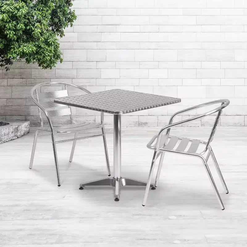 Ensemble table carrée d'intérieur-extérieur Flash Furniture Lila 27,5'' en aluminium avec 2 chaises à lattes