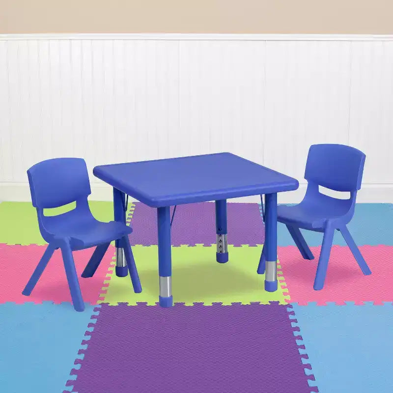 Emma et Oliver Ensemble Table d'activités Carrée en Plastique Réglable en Hauteur 24 po avec 2 Chaises