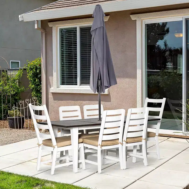Outsunny Ensemble de salle à manger de patio pour 6 personnes, ensemble de meubles d'extérieur avec table et chaises, coussins, trou pour parasol pour jardin, cour ou piscine, beige