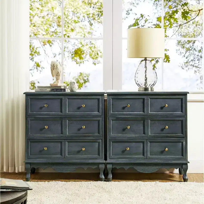 Commode d'appoint traditionnelle en bois massif de 32 po à 3 tiroirs avec station de charge