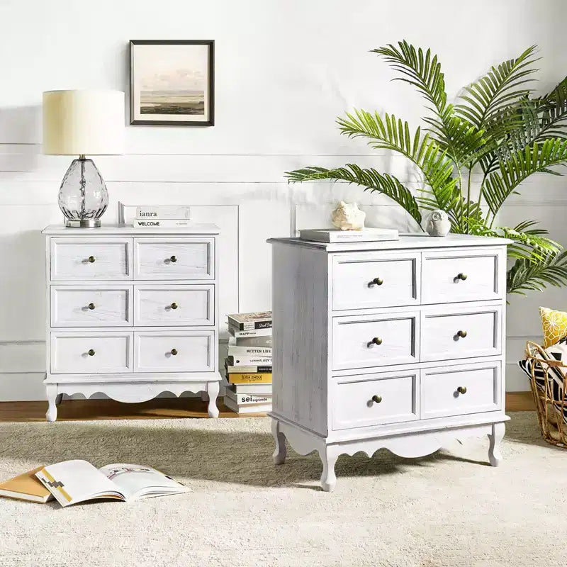 Commode d'appoint traditionnelle en bois massif de 32 po à 3 tiroirs avec station de charge