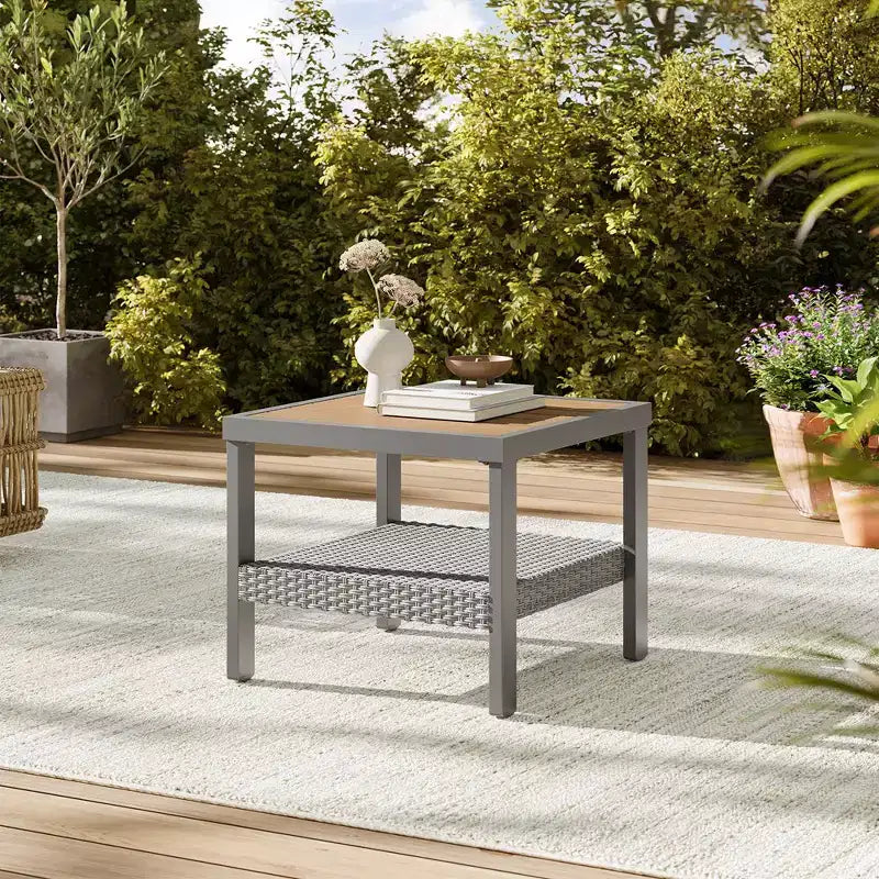 SONGMICS HOME Collection Sencillo - Ensemble de mobilier de patio 8 pièces 1 table basse 2 petites tables basses 1 causeuse 2 chaises longues et 2 poufs Beige