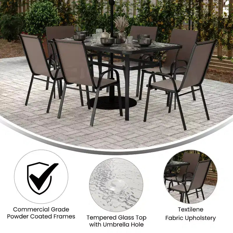 Ensemble de salle à manger de patio commercial Flash Furniture Brazos 7 pièces avec table de patio en verre trempé et 6 chaises avec sièges et dossiers en matériau Flex Comfort