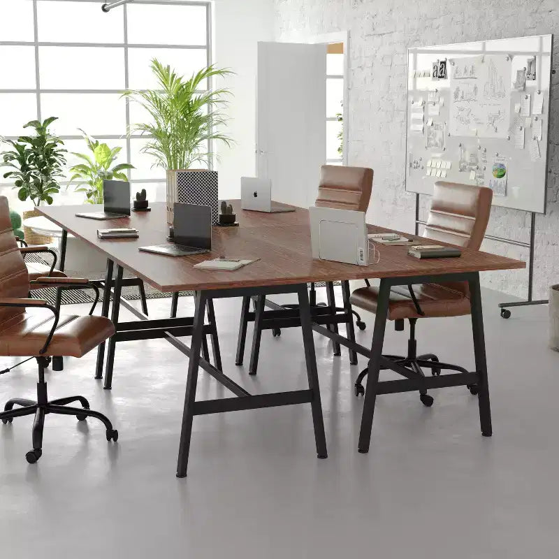 Table de conférence commerciale de 60x30 avec plateau en stratifié double face de 1 po d'épaisseur avec bordure en PVC et piètement en acier robuste en forme de A