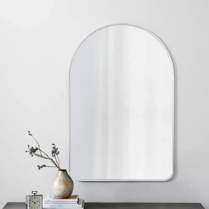 Miroir mural décoratif rectangulaire simple et moderne avec dessus arrondi