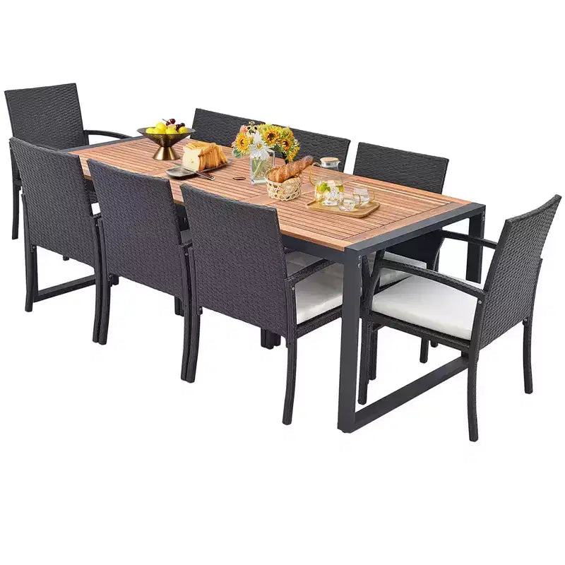 Ensemble de salle à manger 9 pièces en rotin Costway avec table en bois d'acacia, trou de parasol de 1,9 po