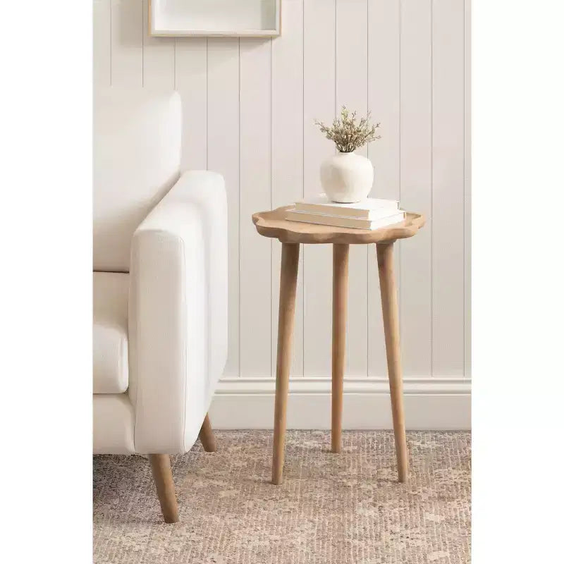 Table d'appoint en bois festonné