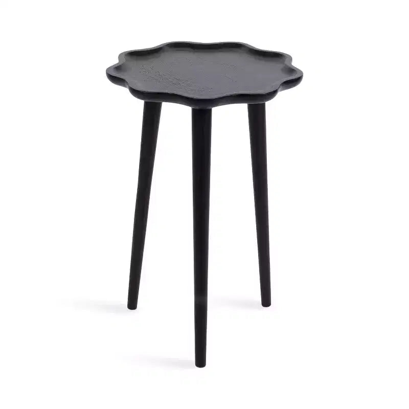 Table d'appoint en bois festonné