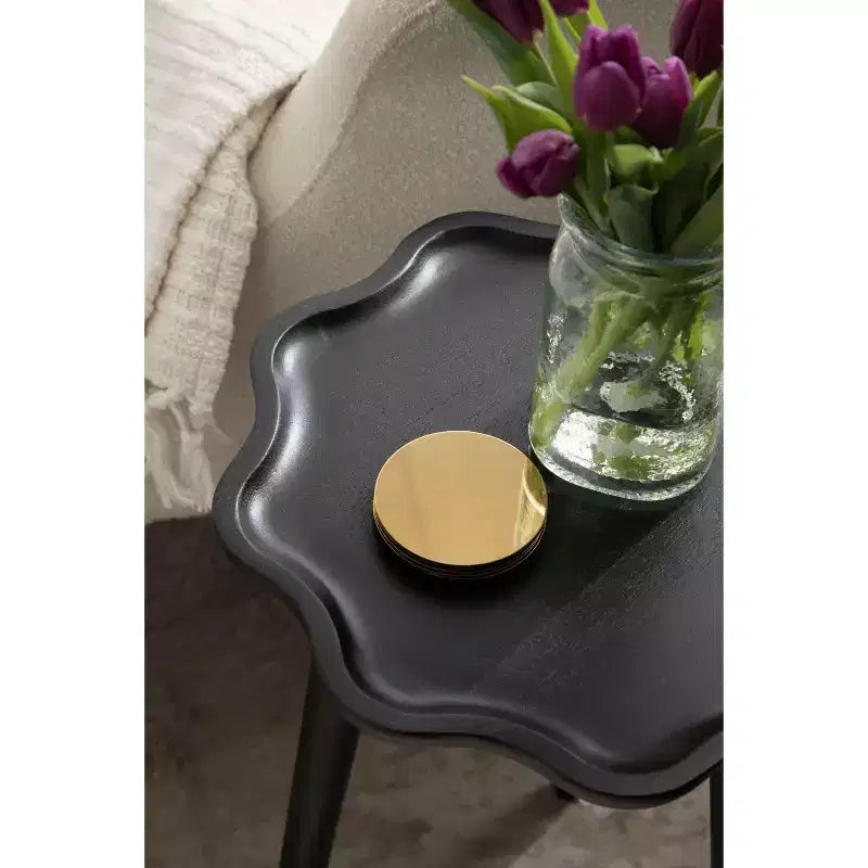 Table d'appoint en bois festonné