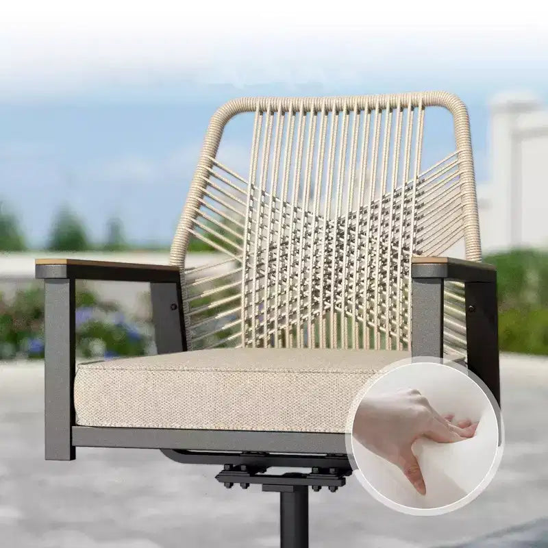 Captiva Designs – Table de salle à manger ronde en acier avec plateau à lattes et chaises en osier pivotantes avec coussins épais – 7 pièces